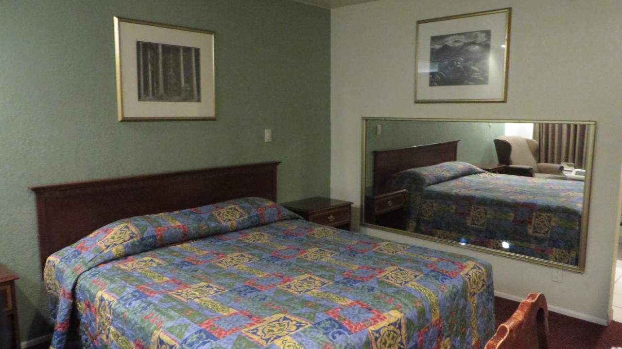 Cloud 9 Motel Cypress Dış mekan fotoğraf