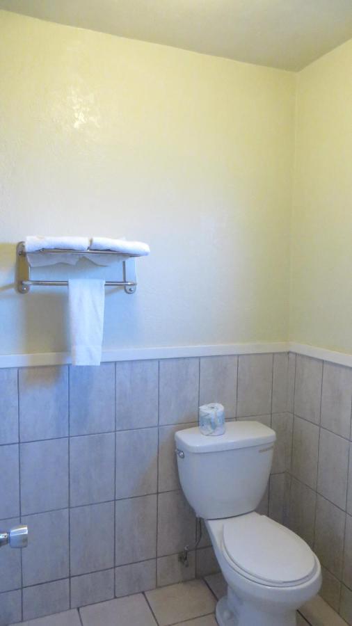Cloud 9 Motel Cypress Dış mekan fotoğraf